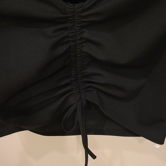 Top - Picture 2 of 10